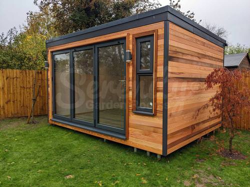 <h2>Chesterfield - 4m x 3m Garden Room</h2>