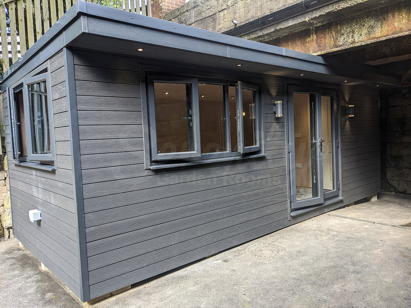 <h2> 21' x 9' Canopy Garden Room</h2>